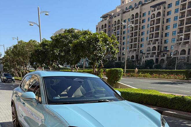 FOR SALE 2024 Porsche Macan 4 Fully Electric Dubai