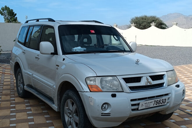 2006 Mitsubishi Pajero for Sale in RAS Al Khaimah