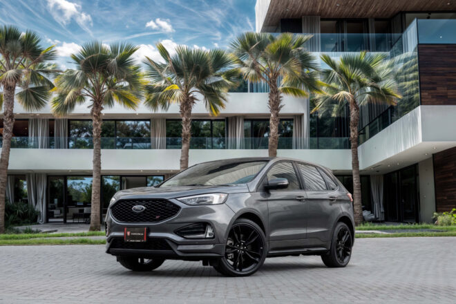 For Sale 2023 Ford Edge ST GCC in Dubai