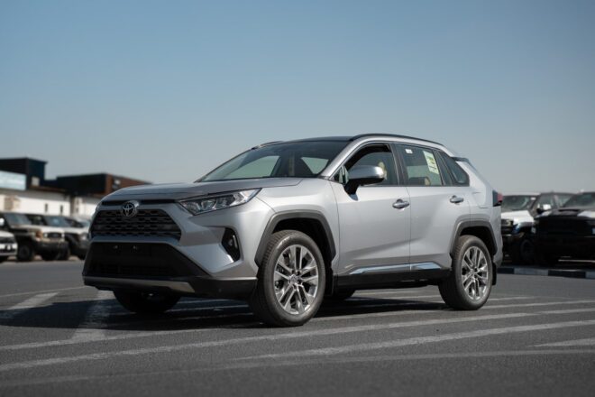 For Export 2025 Toyota RAV4 Adventure 25L AWD GCC
