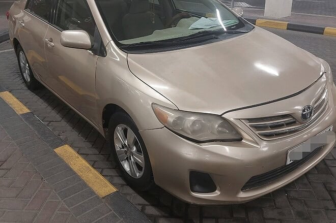 تويوتا كورولا موديل 2011 للبيع